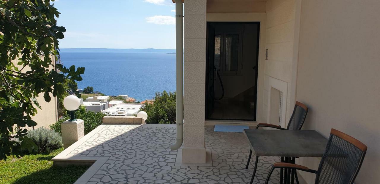 Apartments Karlo Baška Voda Buitenkant foto